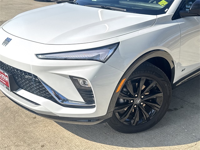 2025 Buick Envista Sport Touring White at Big Star Buick GMC
