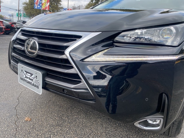 Used Car 2017 Lexus Nx  200t For Sale Under $25,000 In San Antonio, Texas