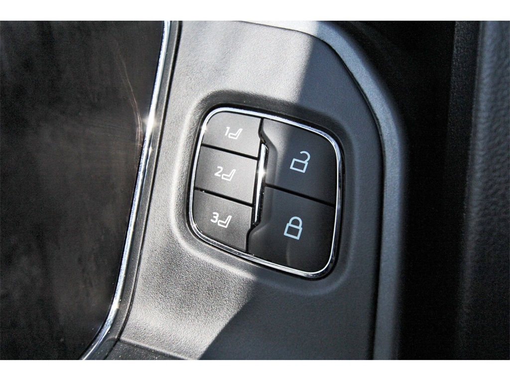 2024 Ford F-250SD Lariat Black at Big Star Buick GMC