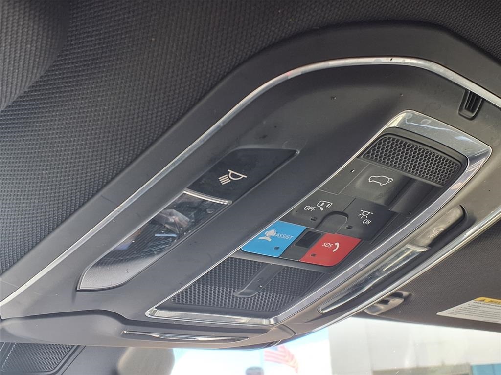 2022 Jeep Wagoneer Series II Gray at Community Kia