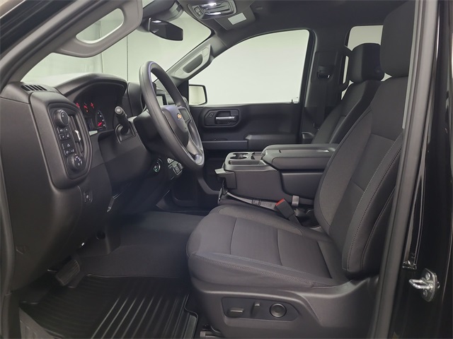 2025 – Chevrolet – Silverado 1500