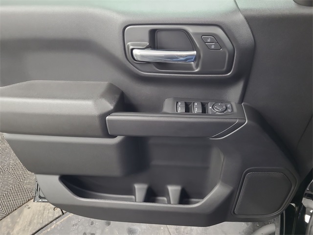 2025 – Chevrolet – Silverado 1500