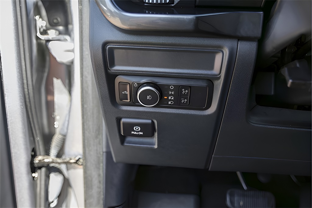 Used Car 2021 Ford F-150  Xlt For Sale Under $40,000 In Austin, Texas