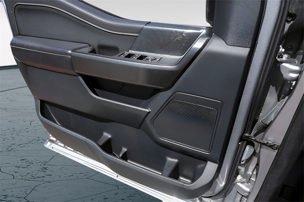 Used Car 2021 Ford F-150  Xlt For Sale Under $40,000 In Austin, Texas