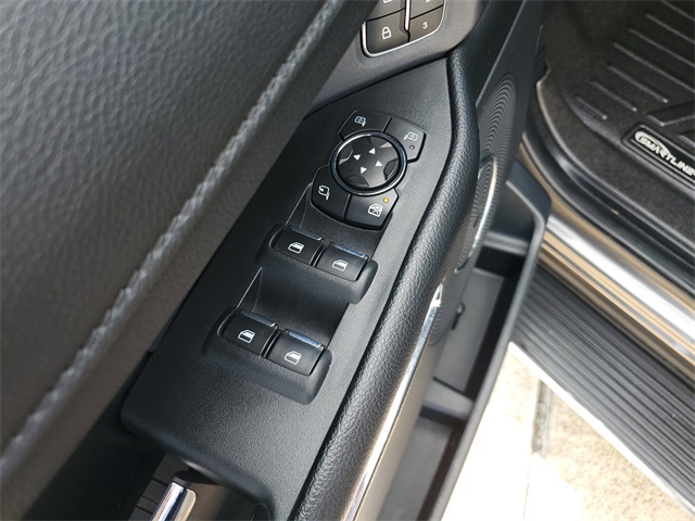 2021 Ford Expedition XLT Gray at Bravo Nissan