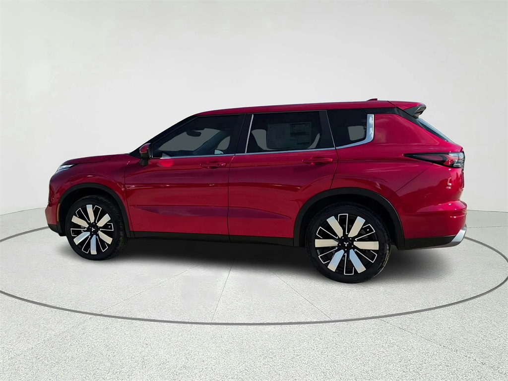 2025 Mitsubishi Outlander SE - 7
