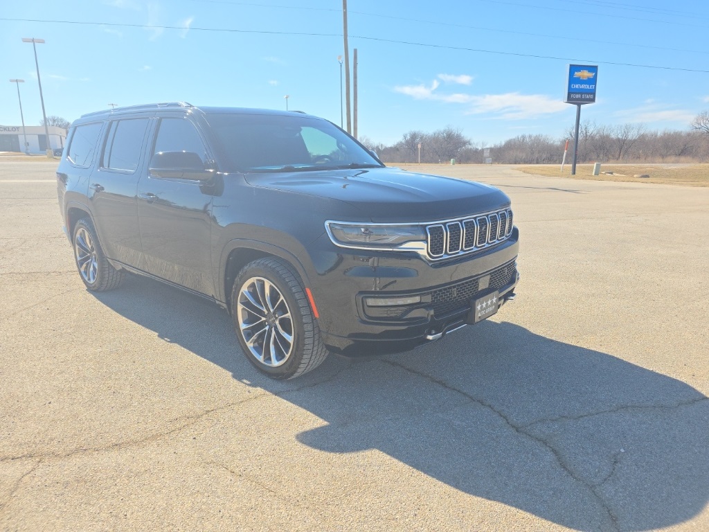 2023 Jeep Wagoneer Series III 4WD