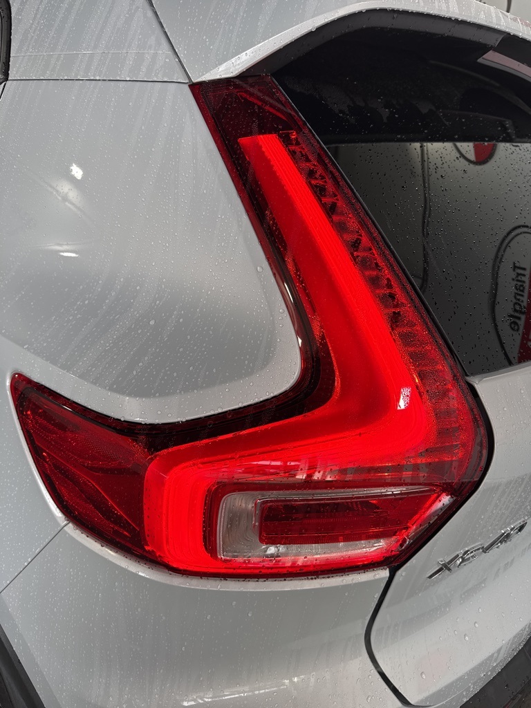 Thumbnail: 2020 Volvo XC40 - 11