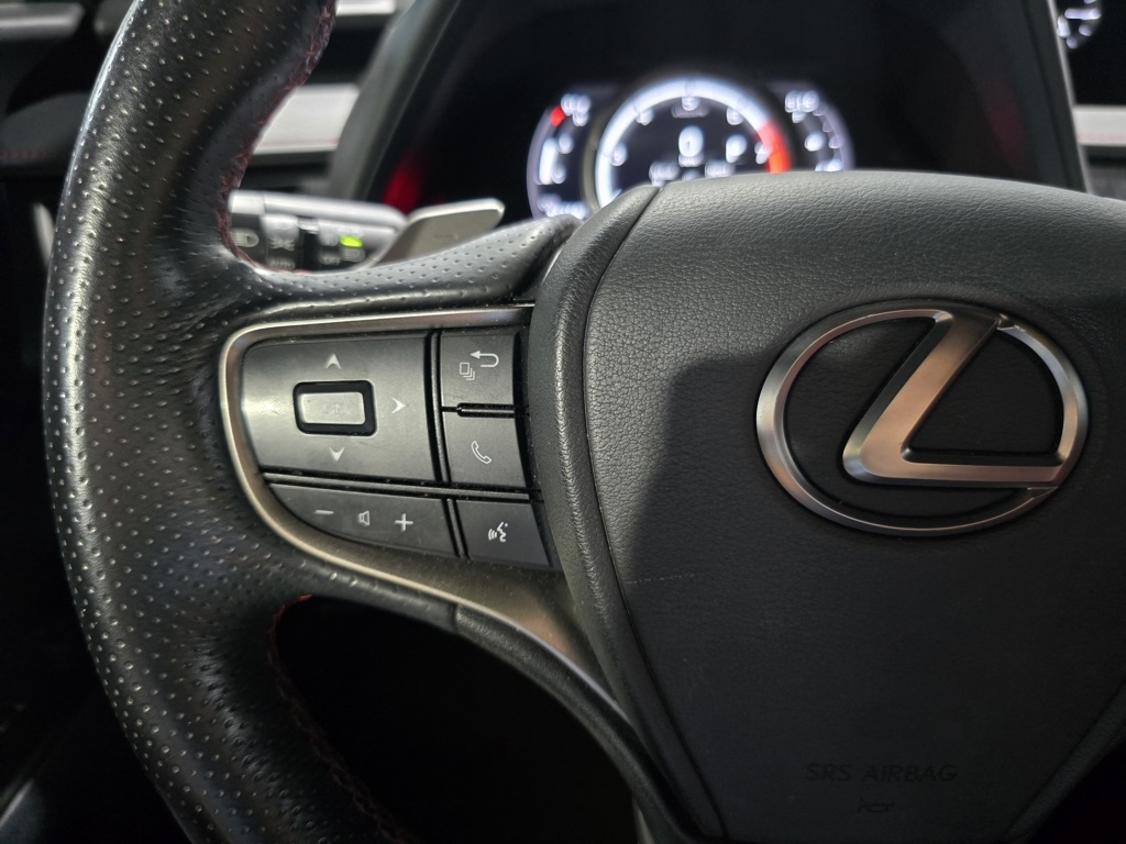 Thumbnail: 2021 Lexus UX - 16