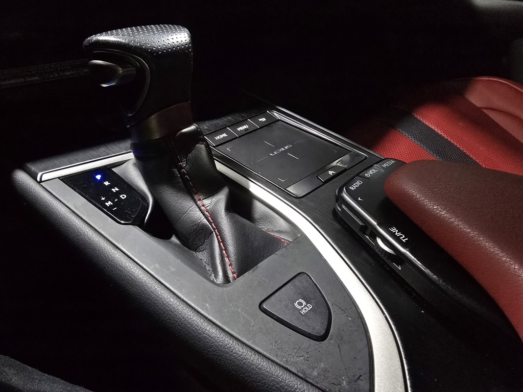 Thumbnail: 2021 Lexus UX - 24
