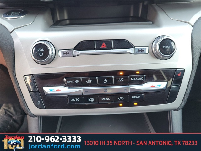 Used Car 2022 Ford Explorer  Xlt For Sale Under $30,000 In San Antonio, Texas