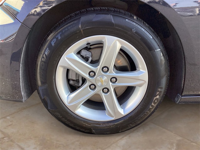 Used Car 2023 Chevrolet Malibu  Lt For Sale Under $20,000 In San Antonio, Texas