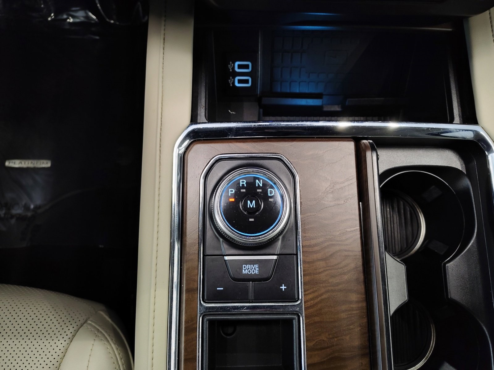 Used Car 2018 Ford Expedition Max  Platinum For Sale Under $30,000 In San Antonio, Texas