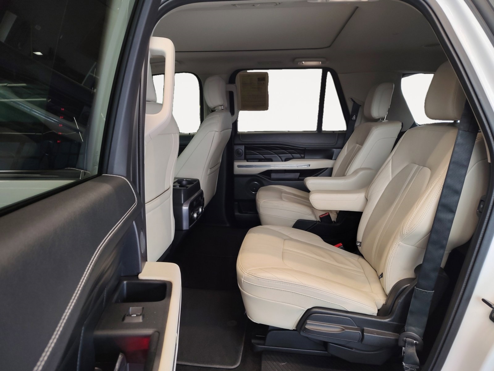 Used Car 2018 Ford Expedition Max  Platinum For Sale Under $30,000 In San Antonio, Texas