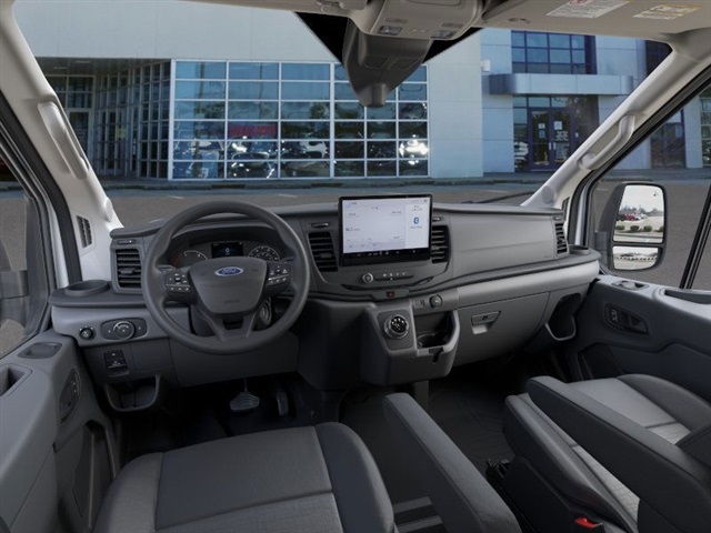 2025 Ford E-Transit-350 Base - 8