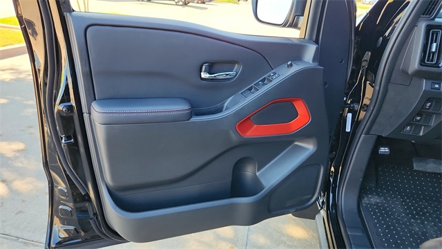 2025 Nissan Frontier