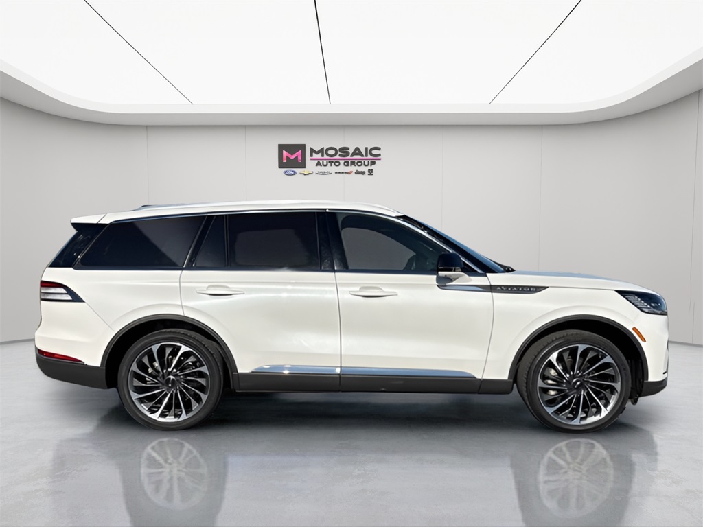 2025 Lincoln Aviator