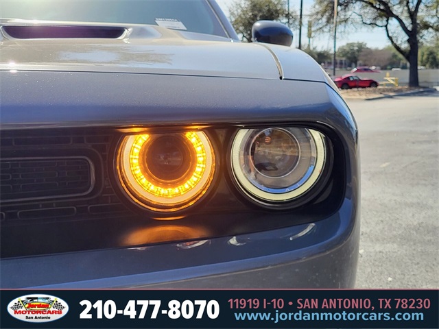Used Car 2023 Dodge Challenger  Sxt For Sale Under $25,000 In San Antonio, Texas