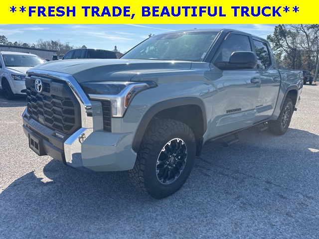 2025 Toyota Tundra SR5 CrewMax Cab 4WD