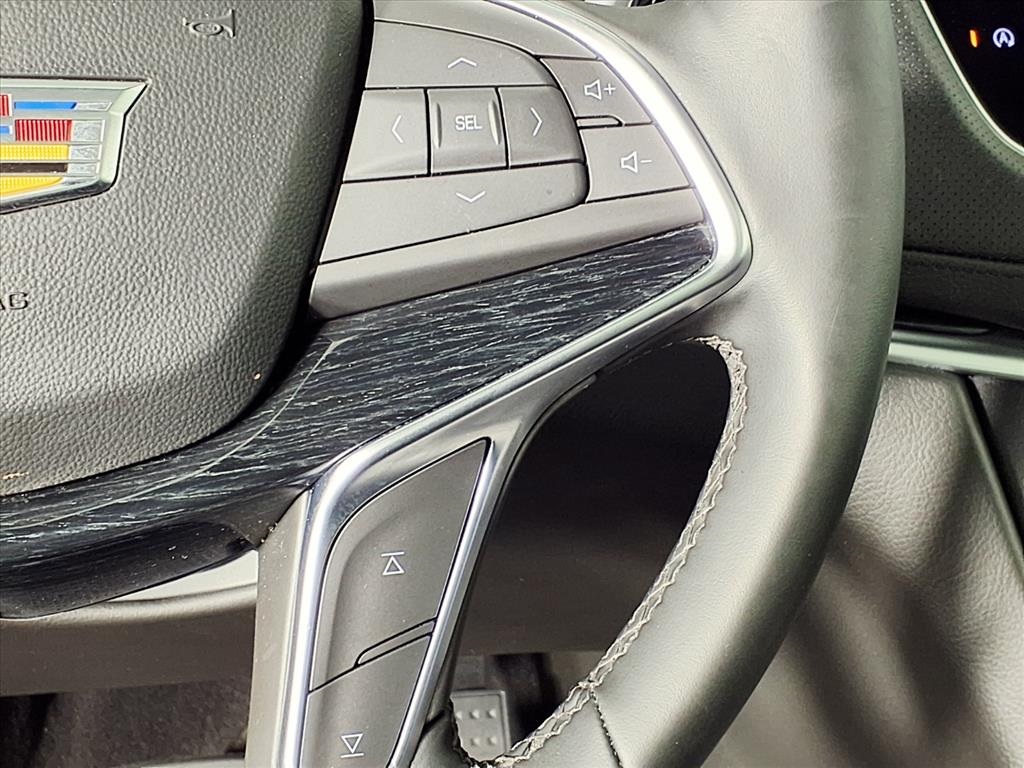 2025 Cadillac XT5 Premium Luxury - 11