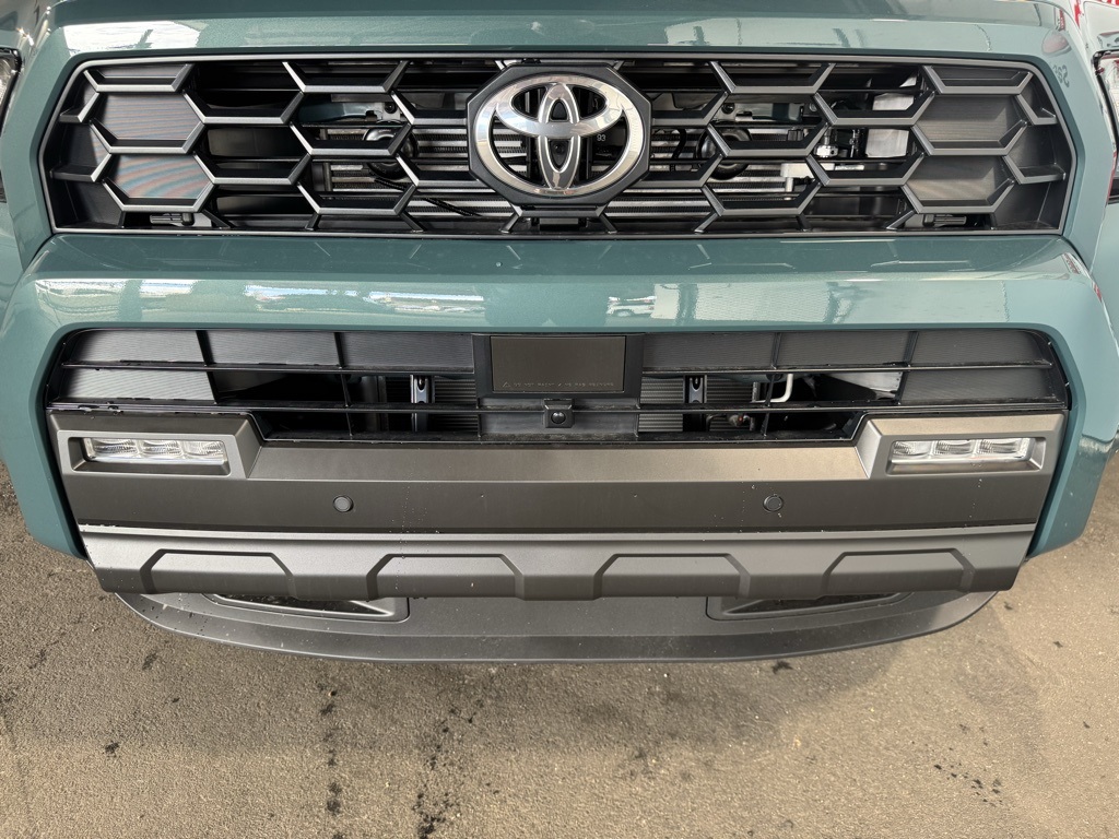 Thumbnail: 2025 Toyota 4Runner - 11