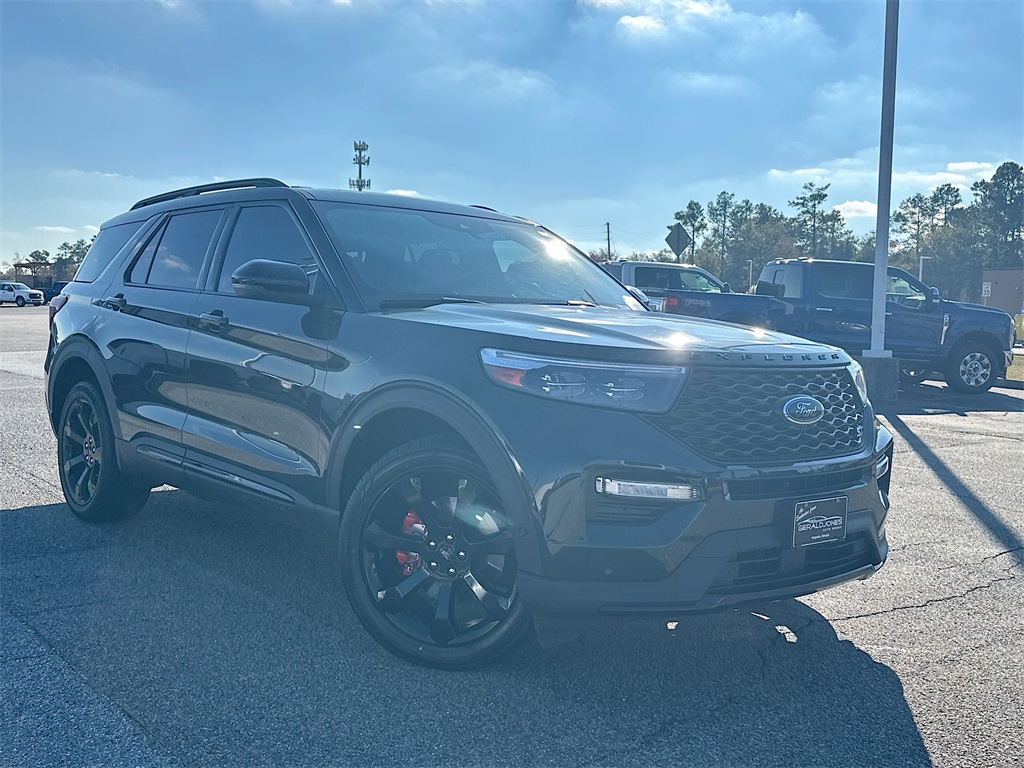 2023 Ford Explorer ST