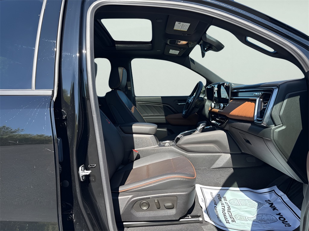 2024 GMC Canyon