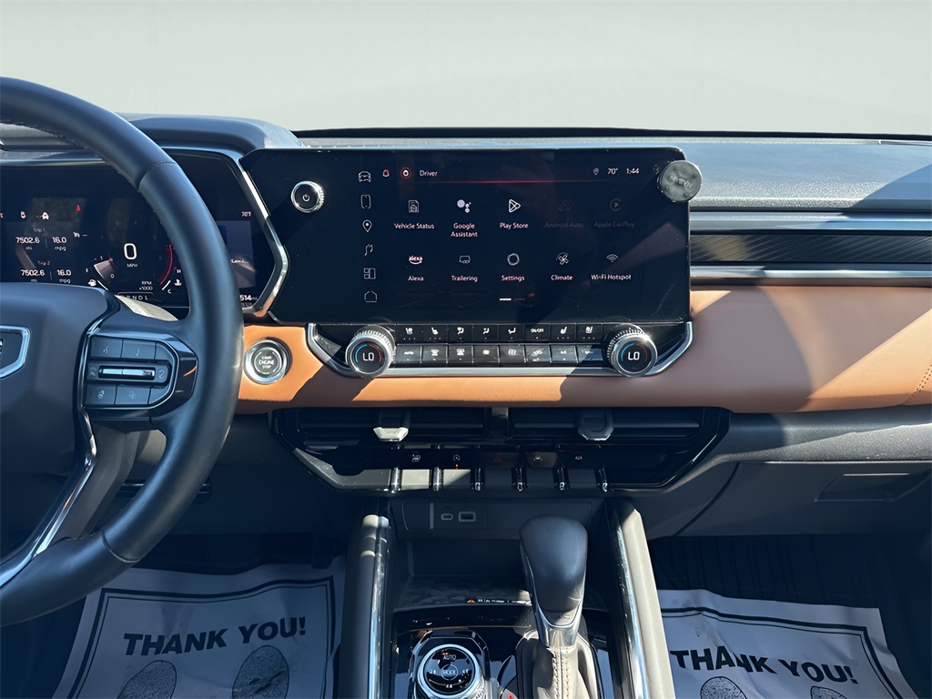 2024 GMC Canyon