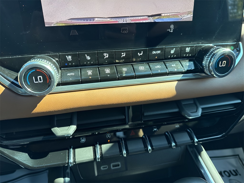 2024 GMC Canyon