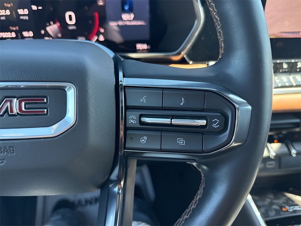 2024 GMC Canyon