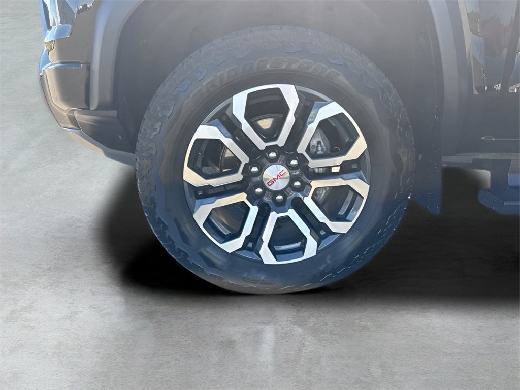2024 GMC Canyon