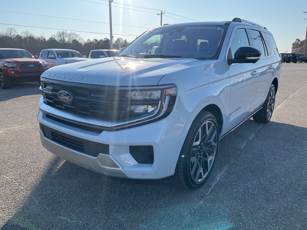 2025 Ford Expedition Platinum 4WD