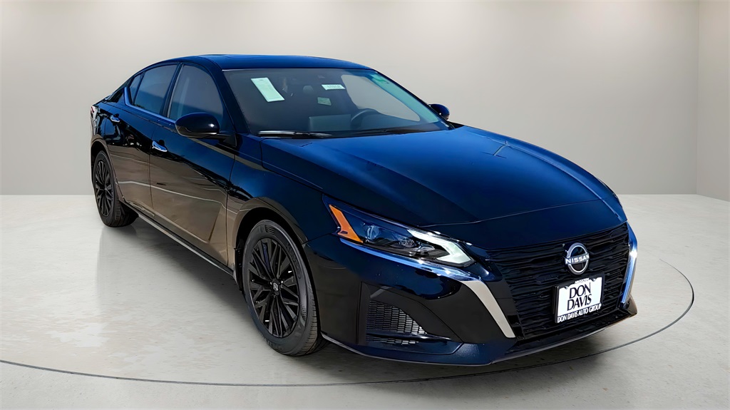 2025 Nissan Altima