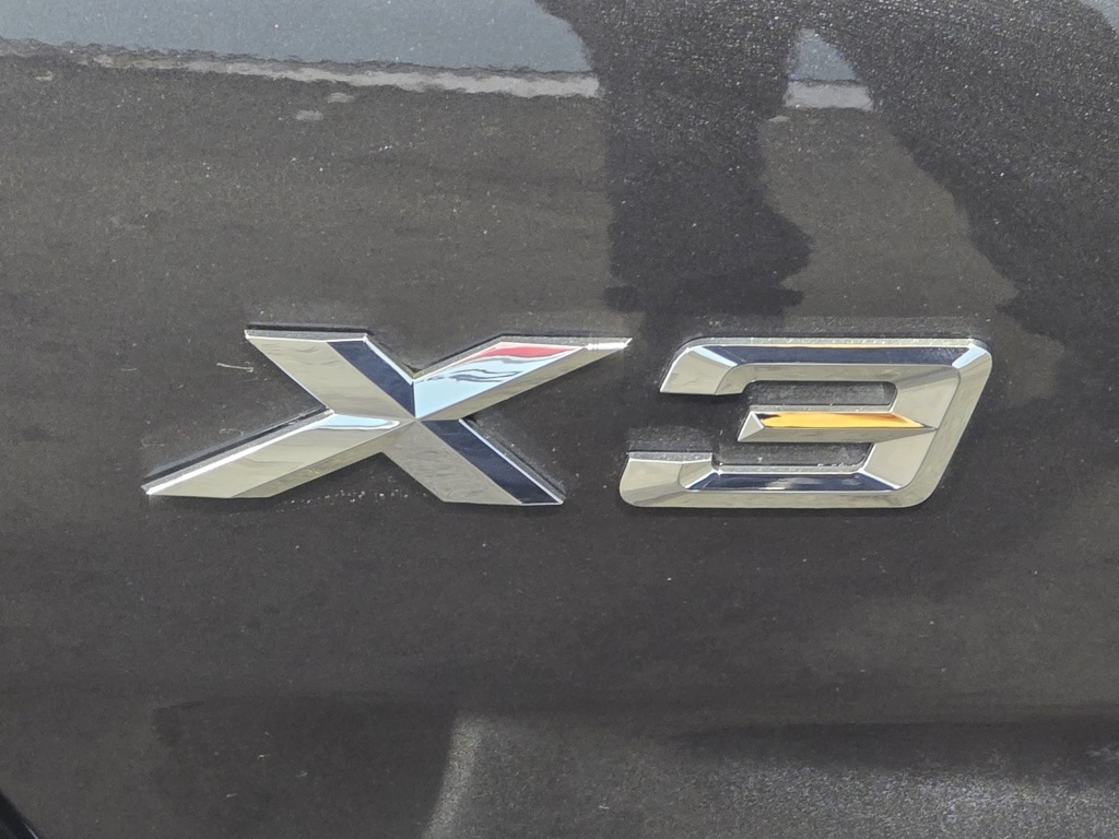 Thumbnail: 2022 BMW X3 - 11