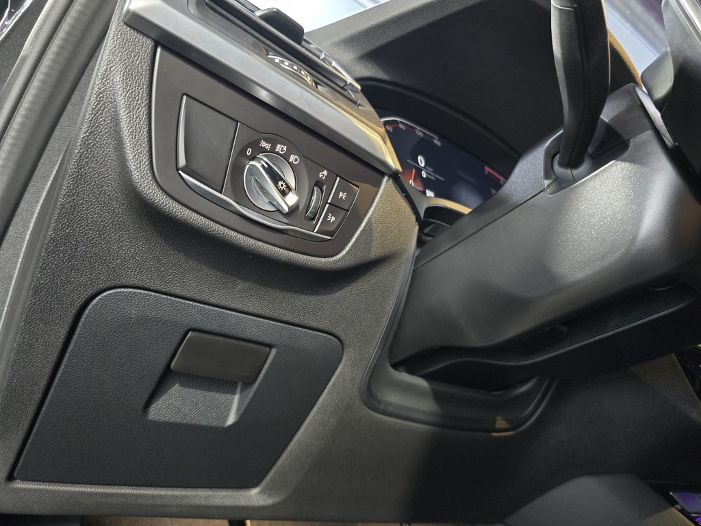 Thumbnail: 2022 BMW X3 - 14
