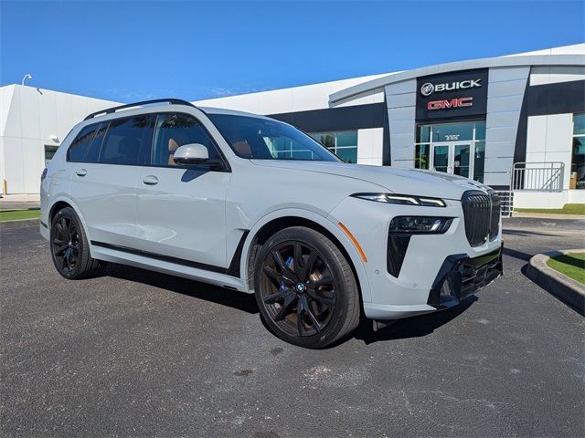 2023 BMW X7 xDrive40i AWD