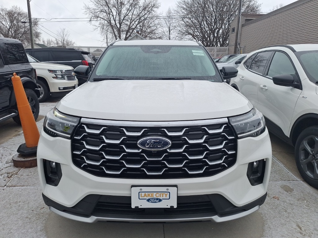 2026 Ford Explorer Platinum AWD