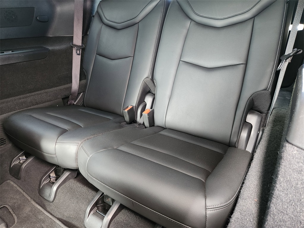 2022 Cadillac XT6 Premium Luxury White at AutoSavvy Houston Northwest