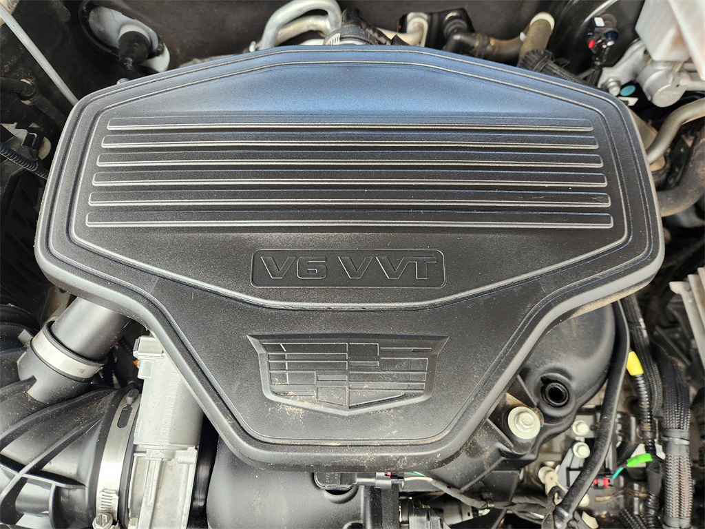 2022 Cadillac XT6 Premium Luxury White at AutoSavvy Houston Northwest