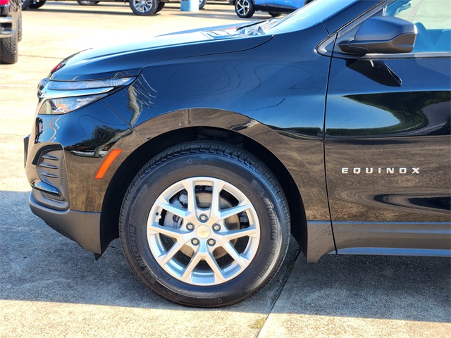 2023 Chevrolet Equinox LS - 7