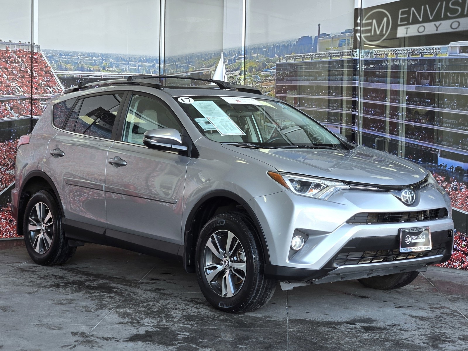 2017 Toyota RAV4 XLE