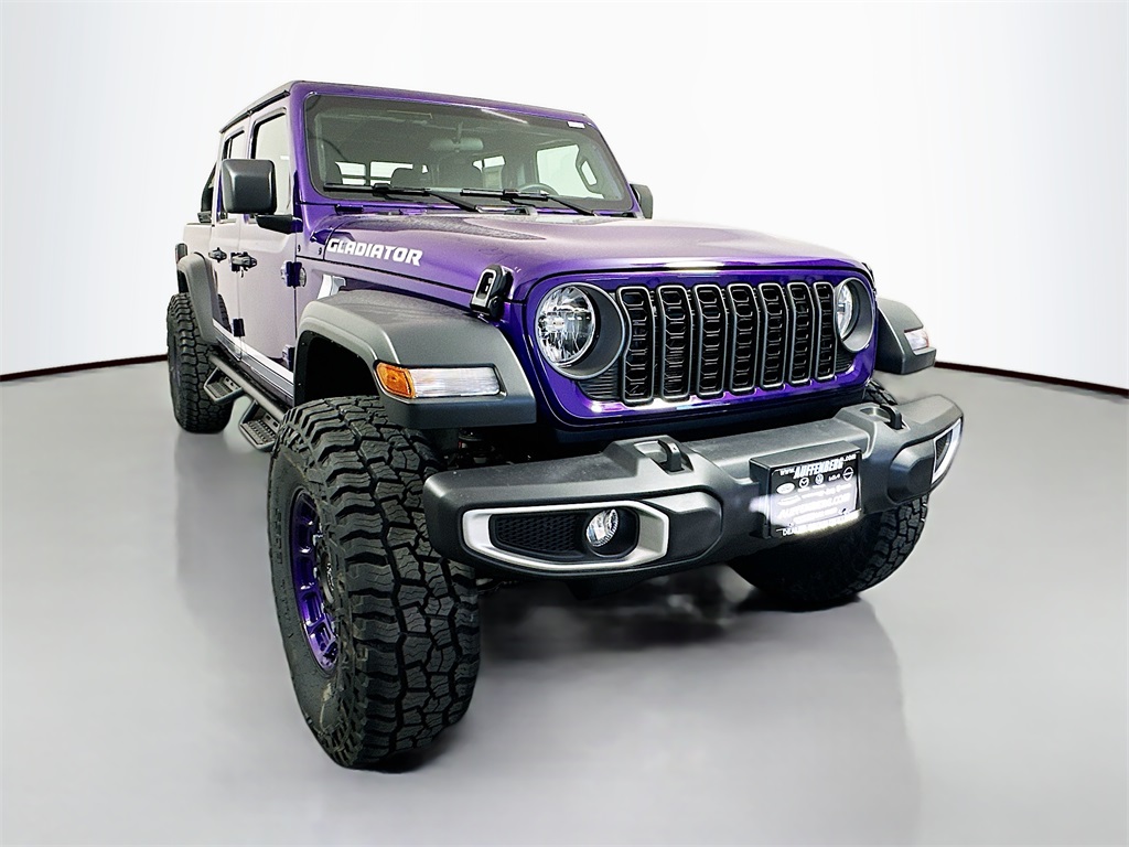 2026 Jeep Gladiator Sport Crew Cab 4WD