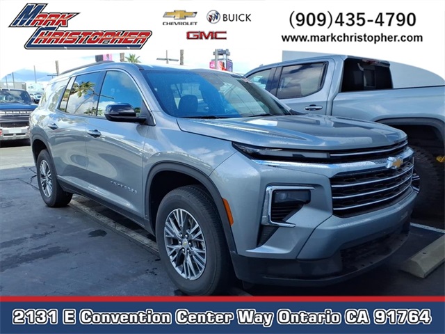 2025 Chevrolet Traverse LT FWD