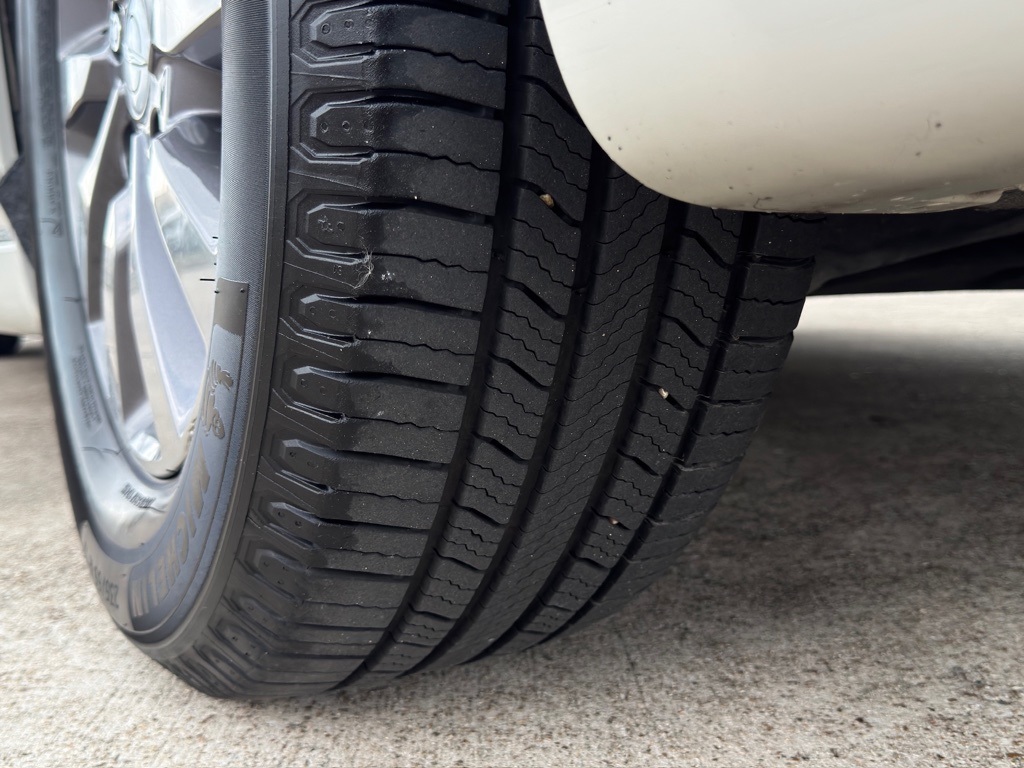 2019 Chrysler Pacifica Touring L Plus White at Durrett Motor Company