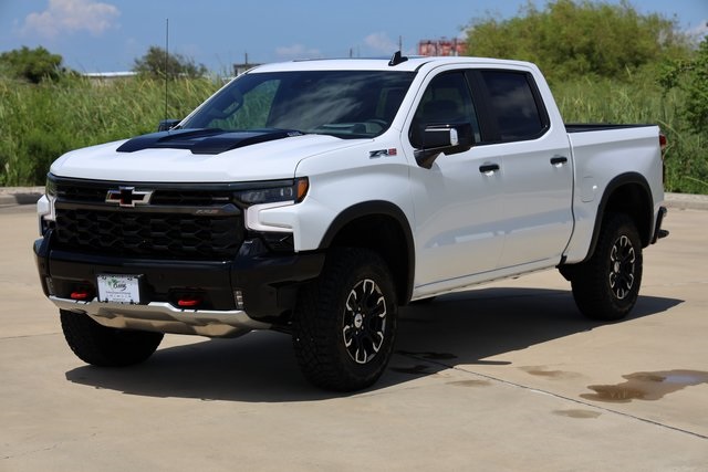 2025 Chevrolet Silverado 1500 ZR2 White at Classic Chevrolet Galveston