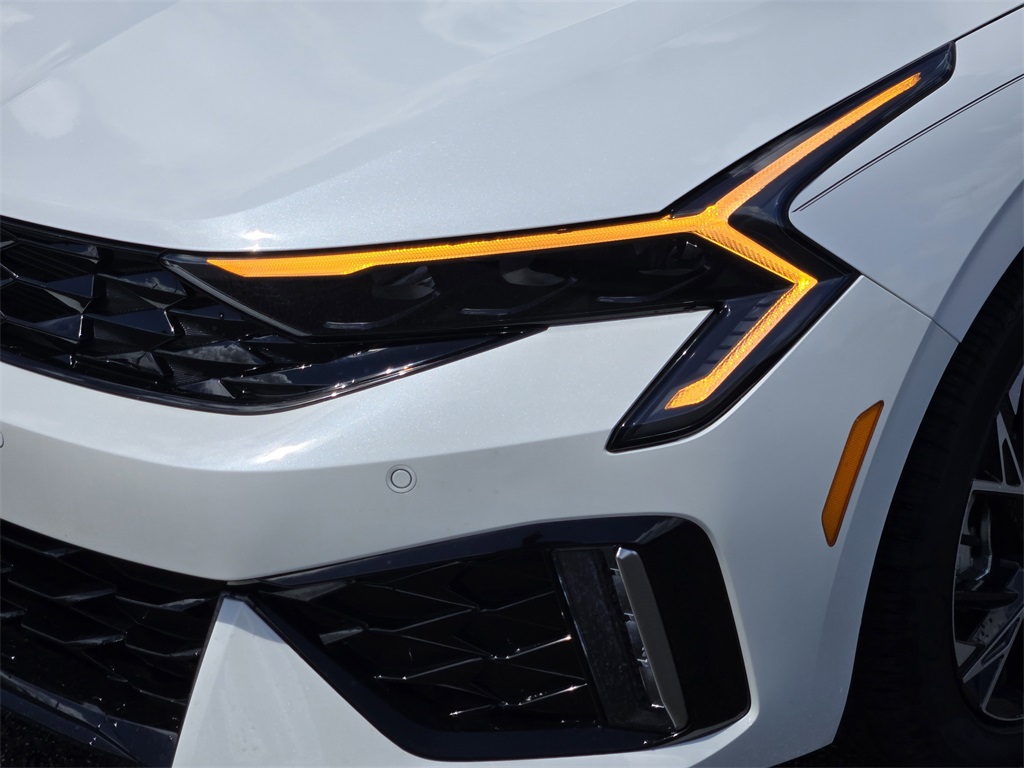 2025 Kia K5 GT-Line - 5