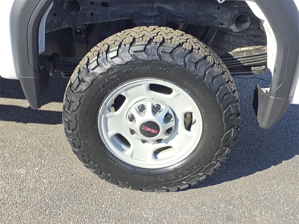 2023 GMC Sierra 2500HD Pro White at Central Houston Nissan