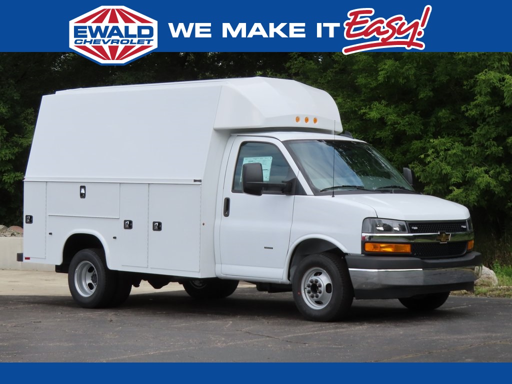 2024 Chevrolet Express 3500 Work Van 