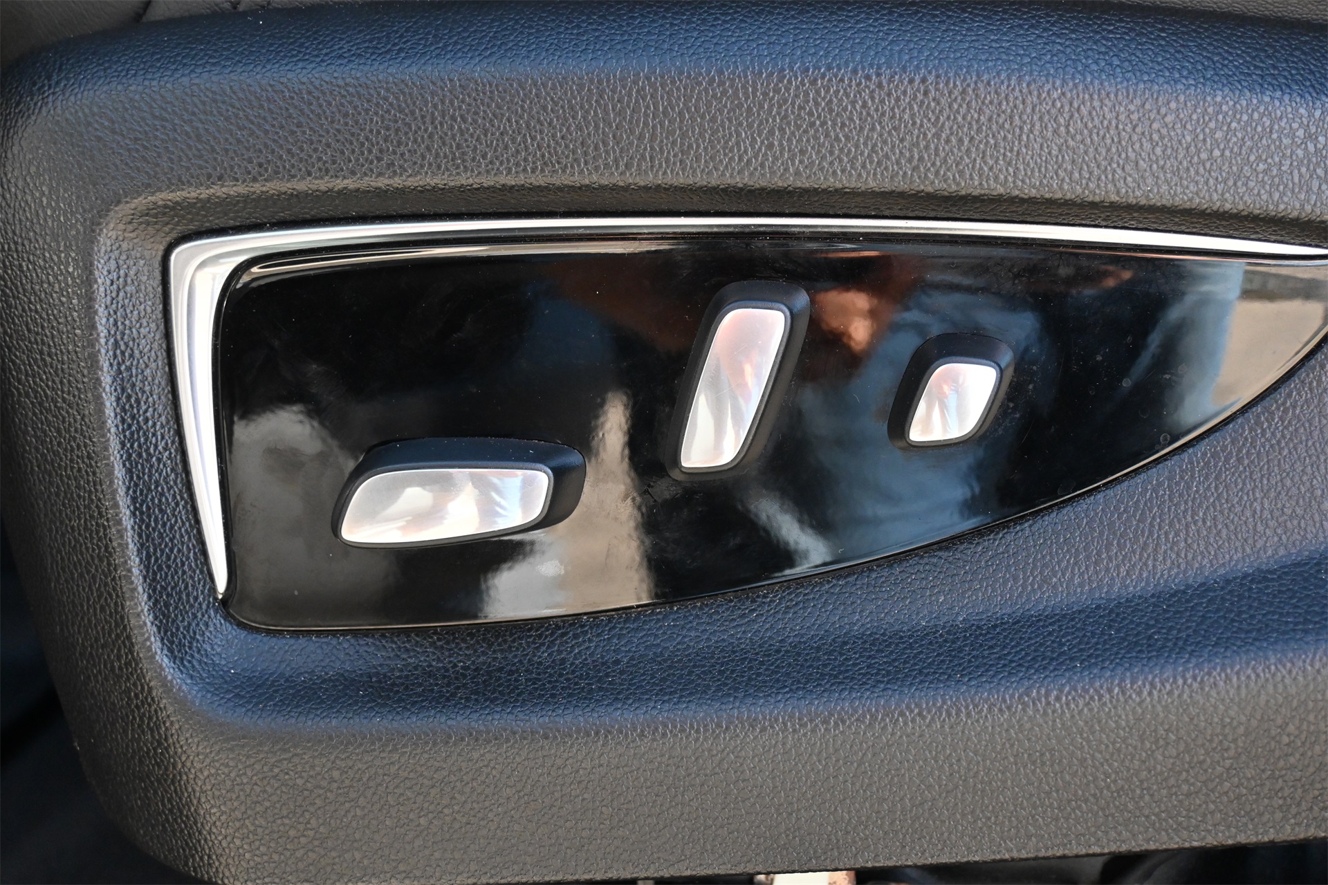 2019 Cadillac Escalade Base Gray at Westside Lexus