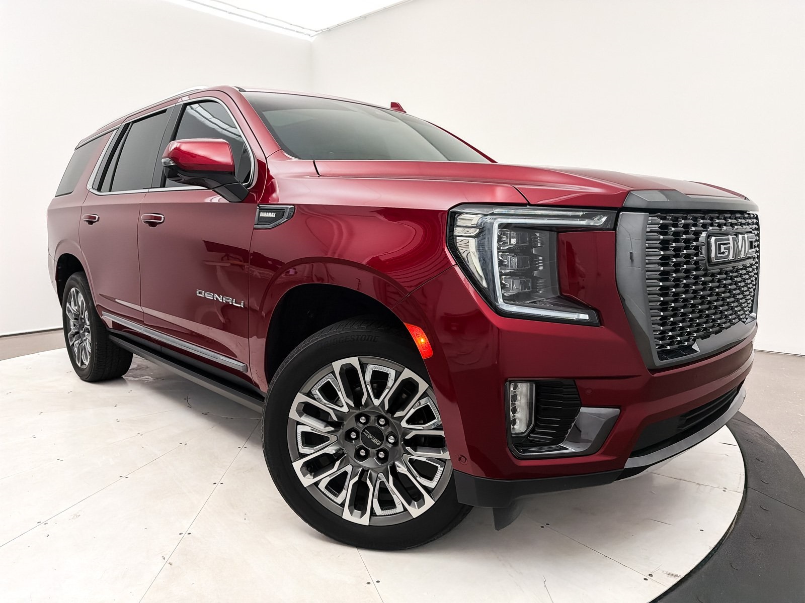2023 GMC Yukon Denali Ultimate